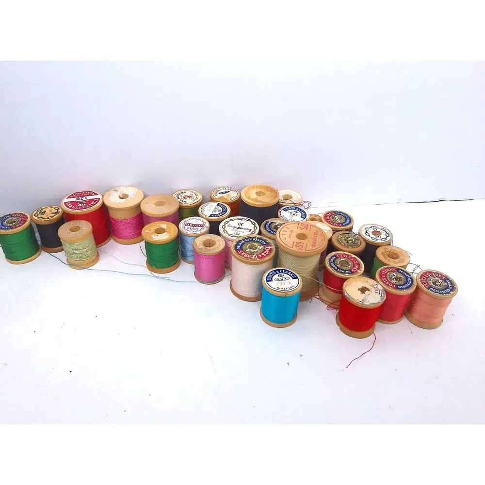 Vintage Coats & Clarks Belding Star J&P Wooden Spool Sewing Thread Lot Of 32